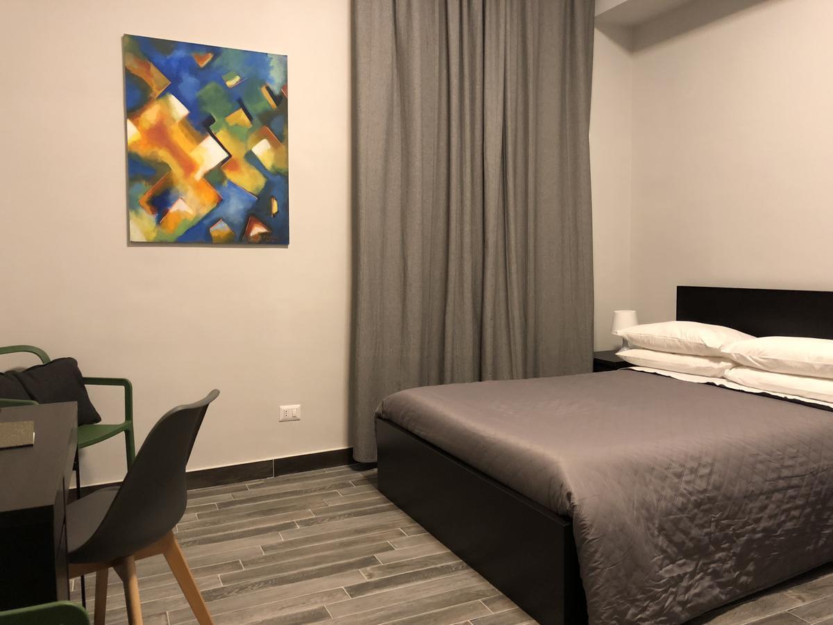 Caio Duilio B&B Messina Buitenkant foto